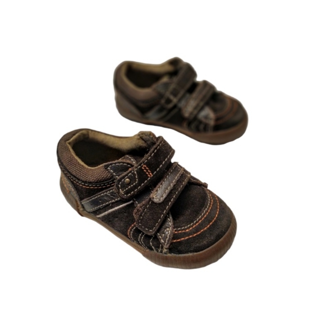 Stride Rite 4 Velcro Sneakers